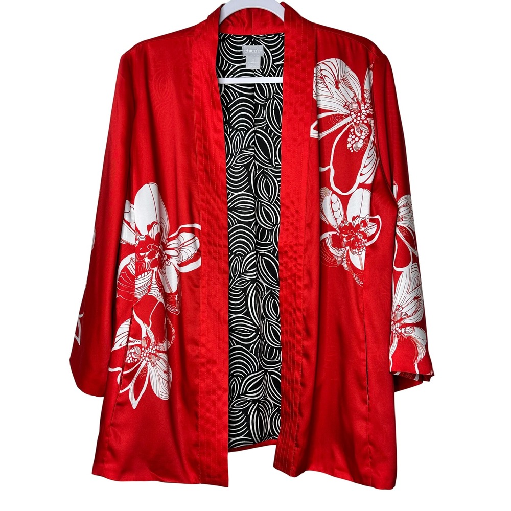 Chicos Kimono Jacket Size 2 Red Floral Open Front Satin Asian Inspired Slits L